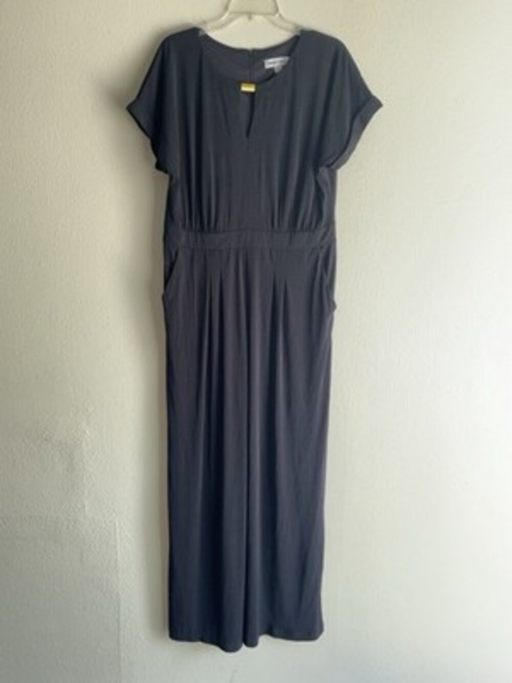 Shelby & Palmer Black Jumpsuit XL Short Sleeve Wide-Leg Gold Bar Accent